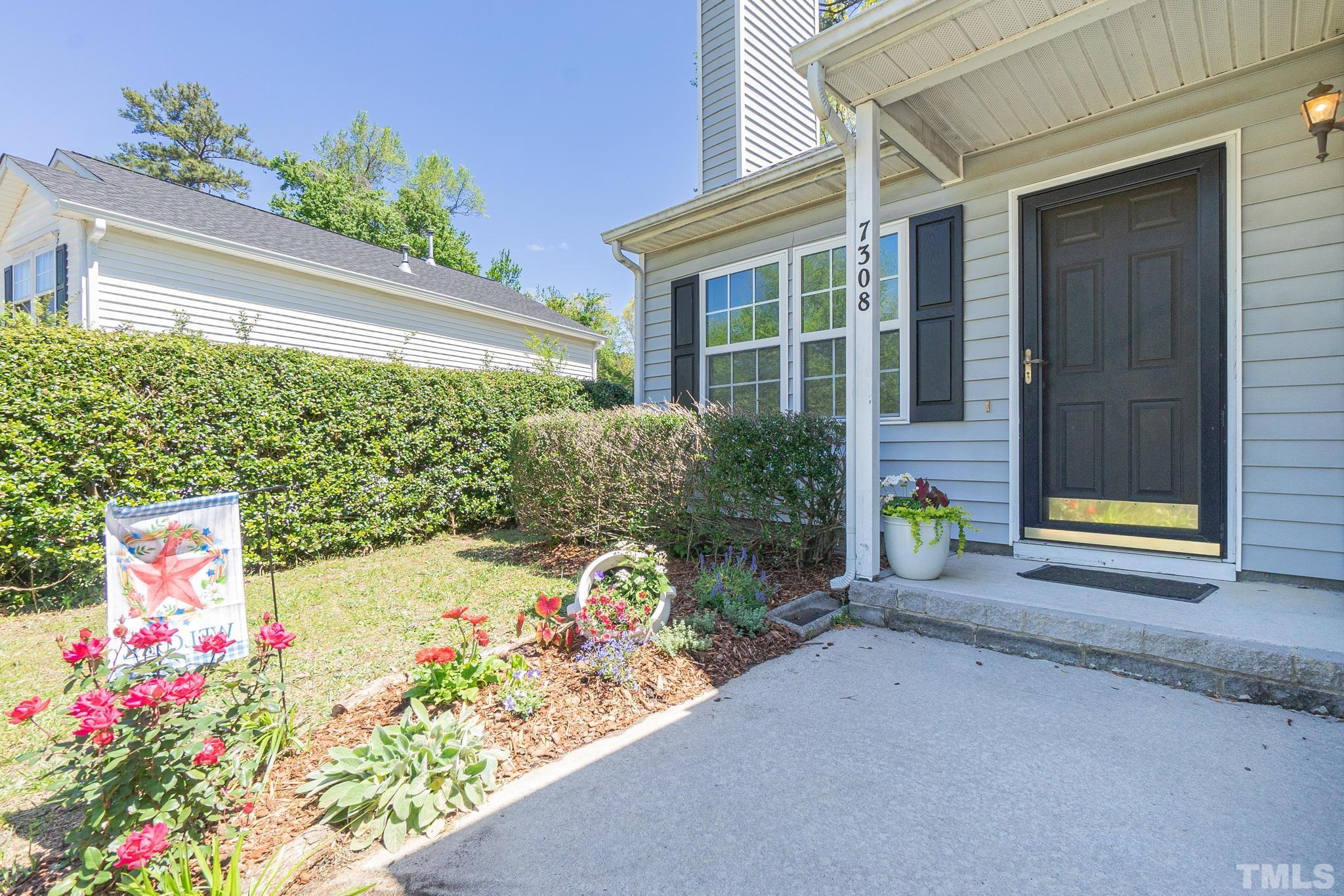 7308 Fox Bluff Court Raleigh, NC 27616 - Photo 7 of 41 Gallery Image 7