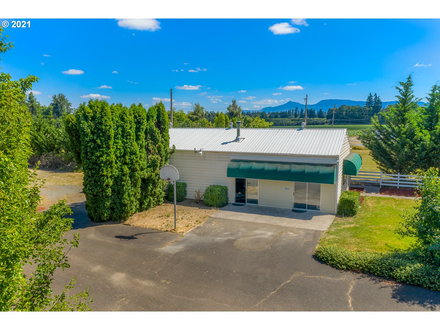 91154 River Road Junction City, OR 97448 - Photo 6 of 30 Gallery Image 6