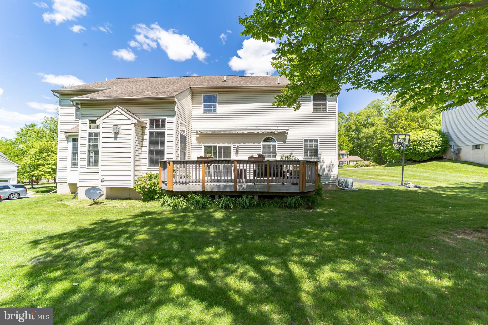 113 Deep Willow Drive Exton, PA 19341 - Photo 6 of 42