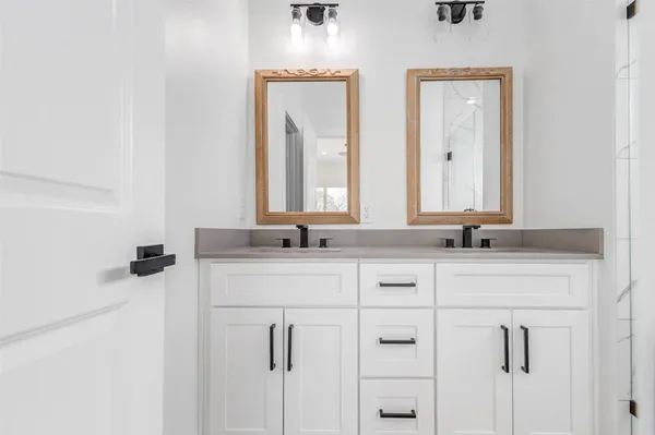 $1,875 | 5912 Mayle Street, Unit B, Houston, TX 77016