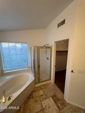 $2,550 | 15858 South 33rd Place, Phoenix, AZ 85048