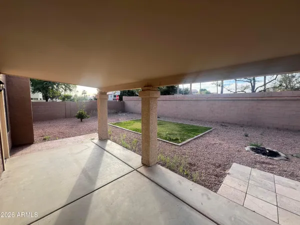 $2,500 | 15858 South 33rd Place, Phoenix, AZ 85048
