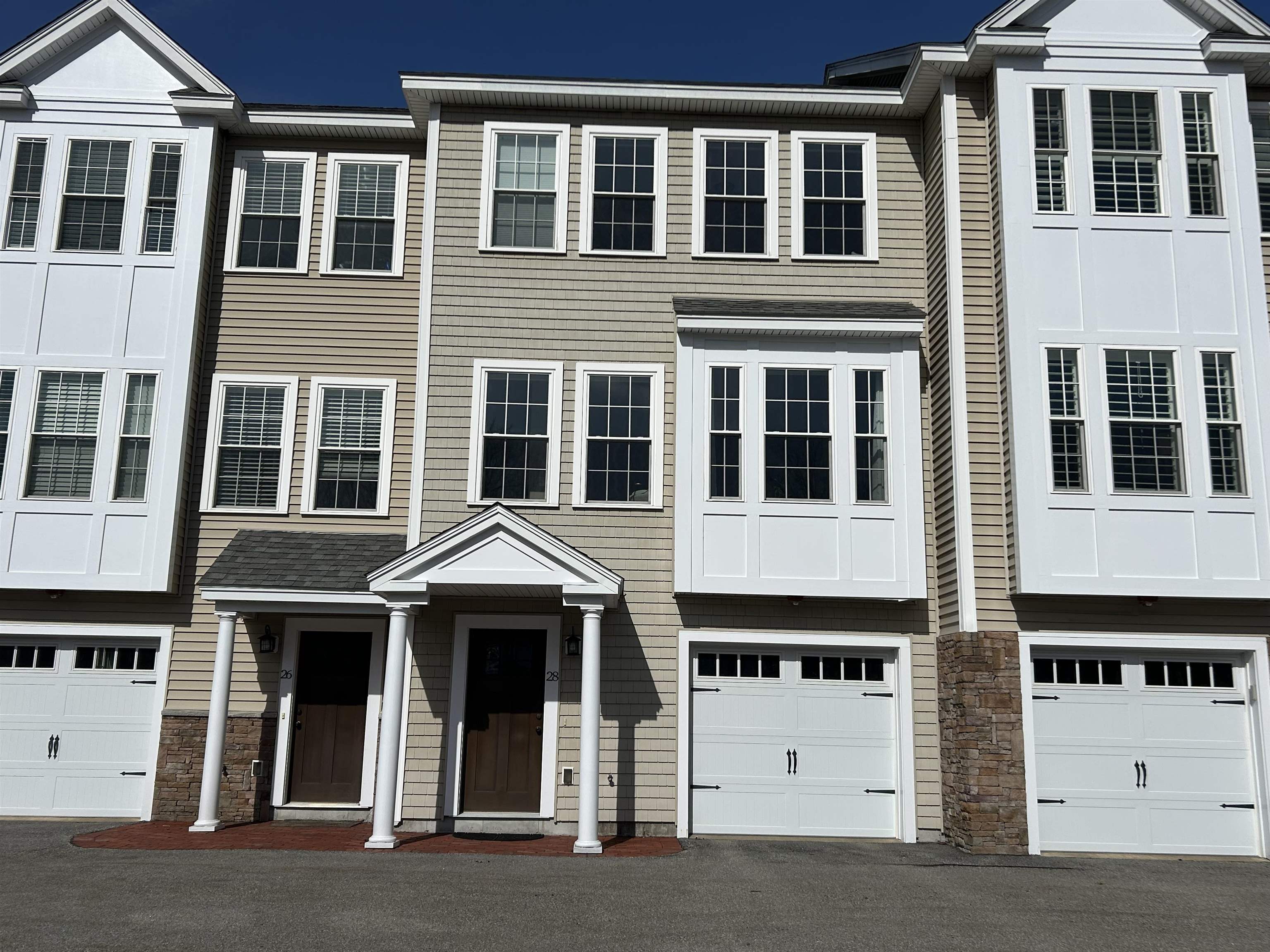 28 Acadia Lane Exeter, NH 03833 - Photo 4 of 31