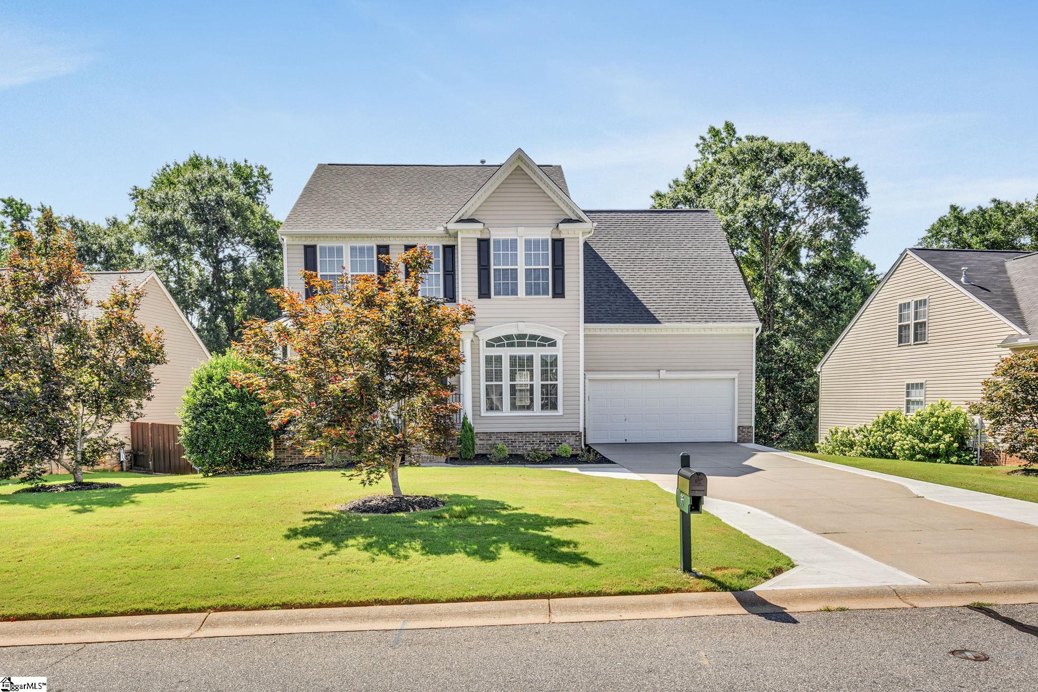 35 Ridgeleigh Way Simpsonville, SC 29681 - Photo 1 of 50 Gallery Image 1