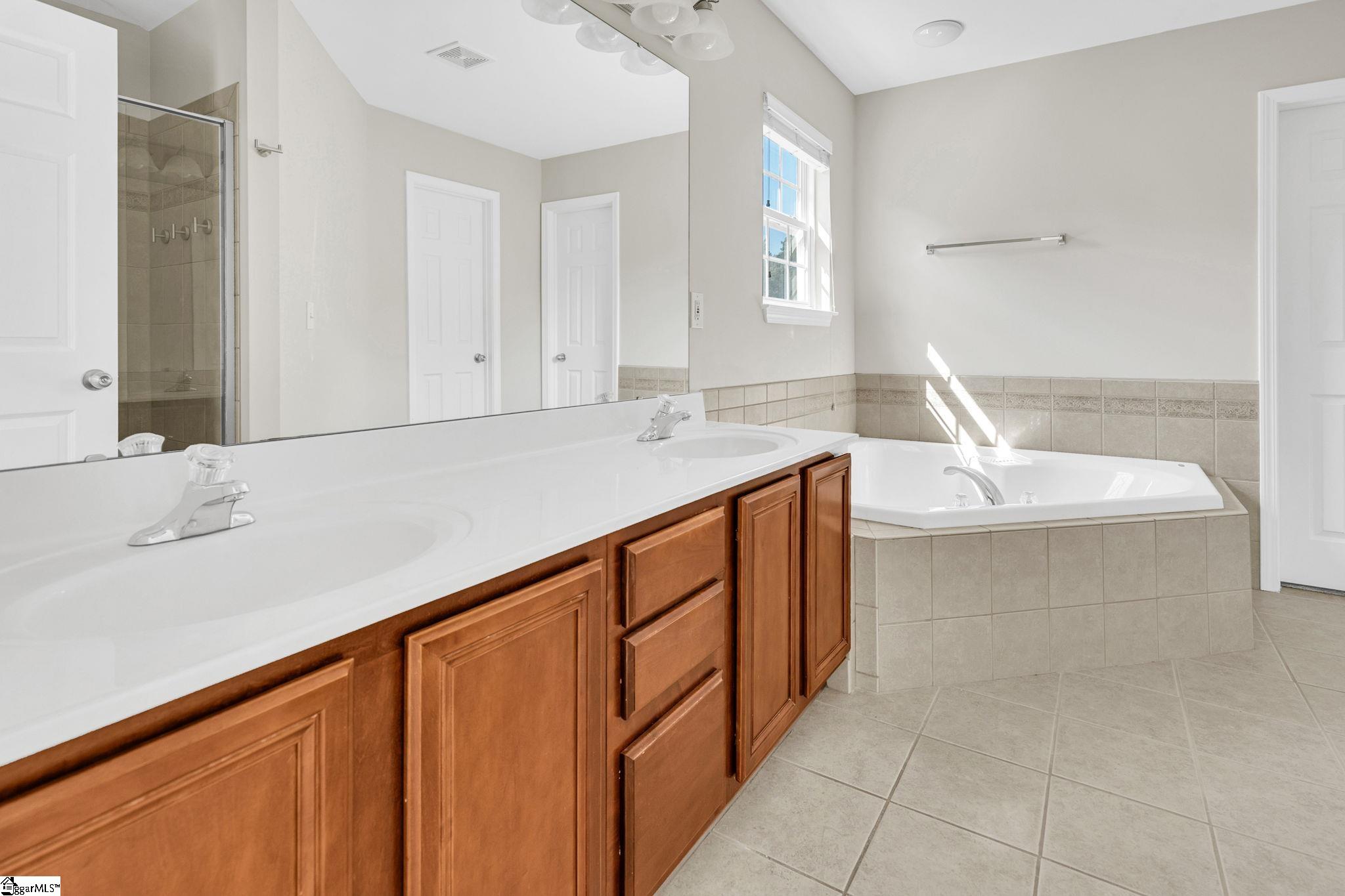 35 Ridgeleigh Way Simpsonville, SC 29681 - Photo 28 of 50 Gallery Image 28