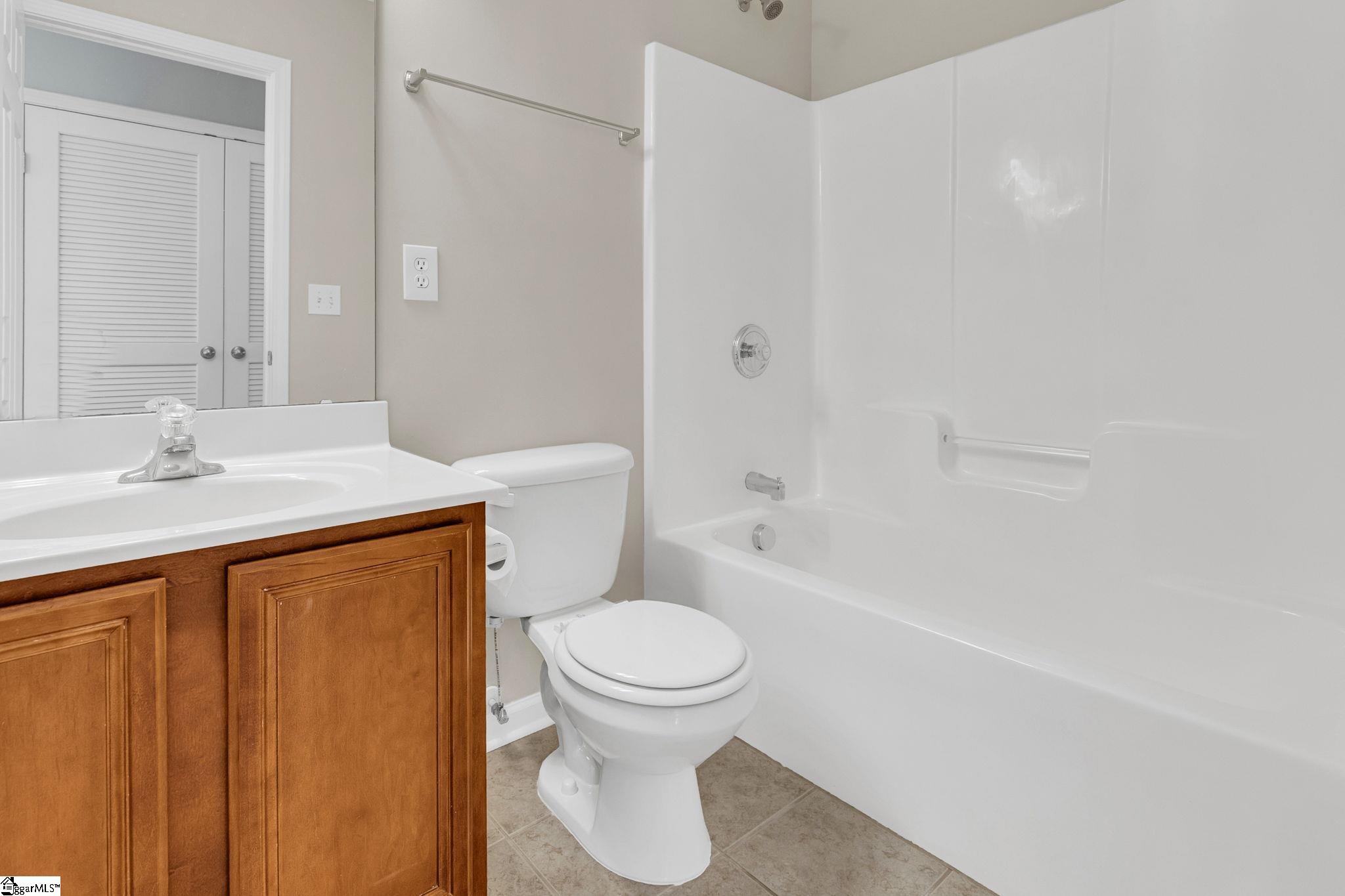 35 Ridgeleigh Way Simpsonville, SC 29681 - Photo 36 of 50 Gallery Image 36