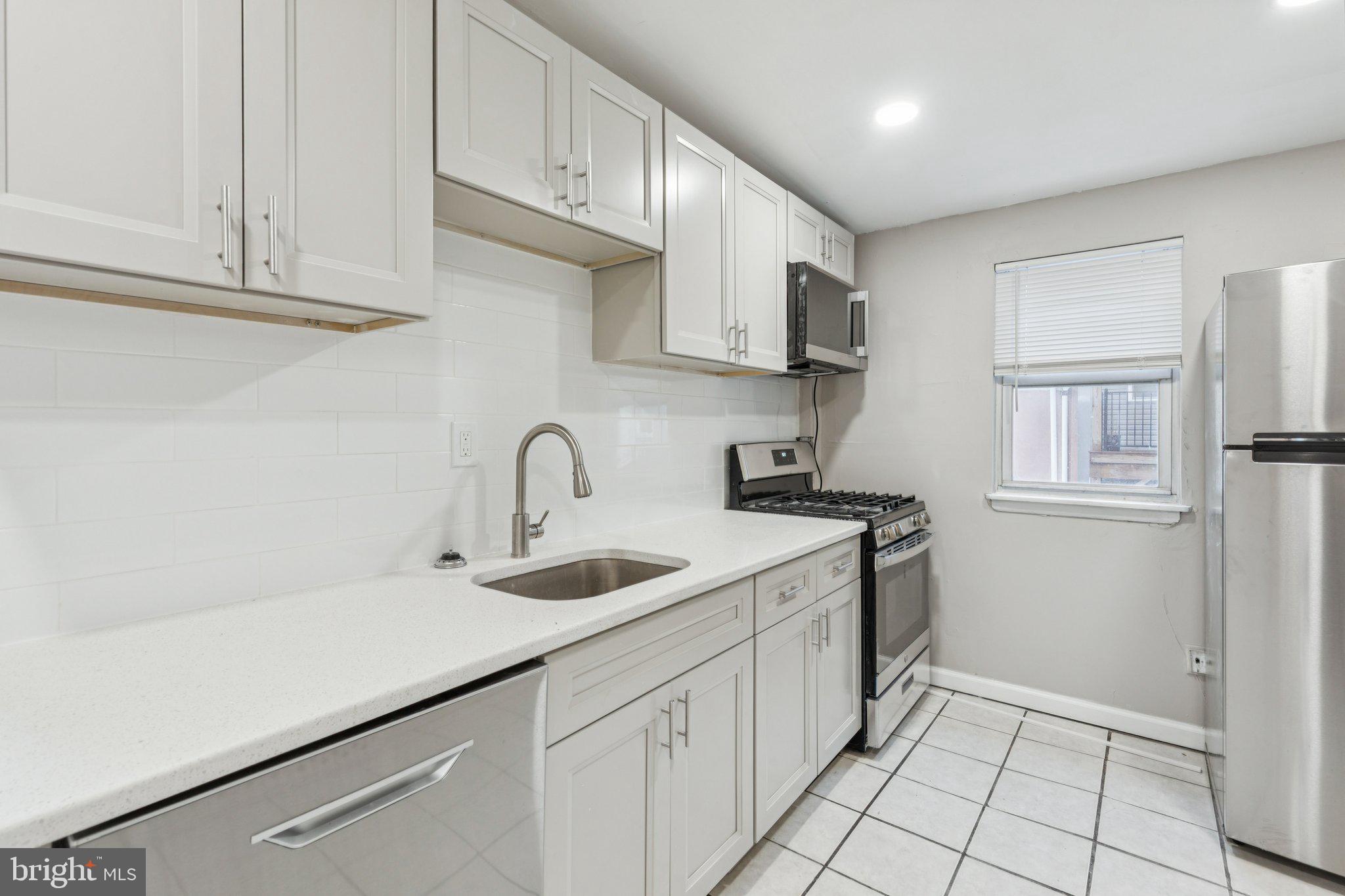 2131 Christian Street, Unit 2 Philadelphia, PA 19146 - Photo 3 of 12