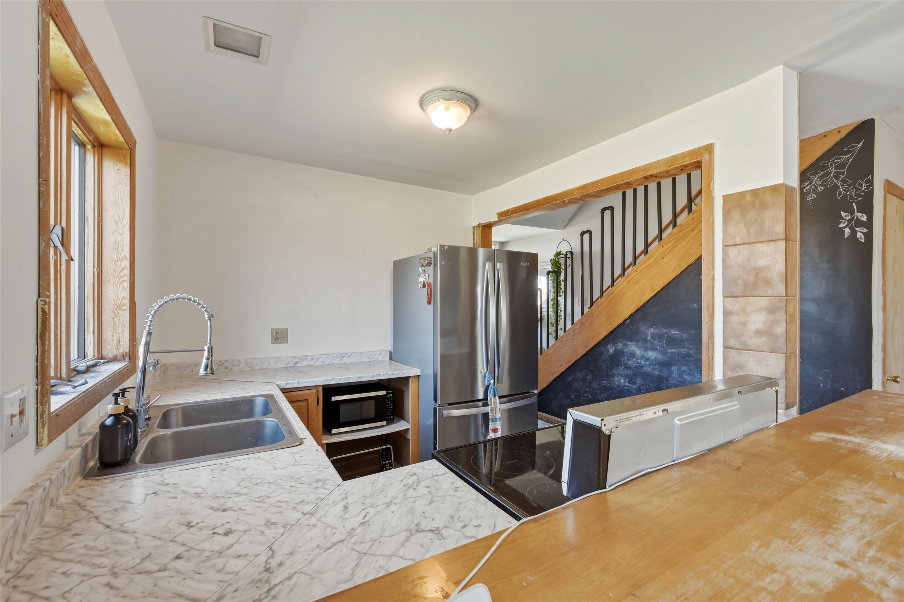 256 Hathaway Point Road Swanton, VT 05488 - Photo 12 of 52