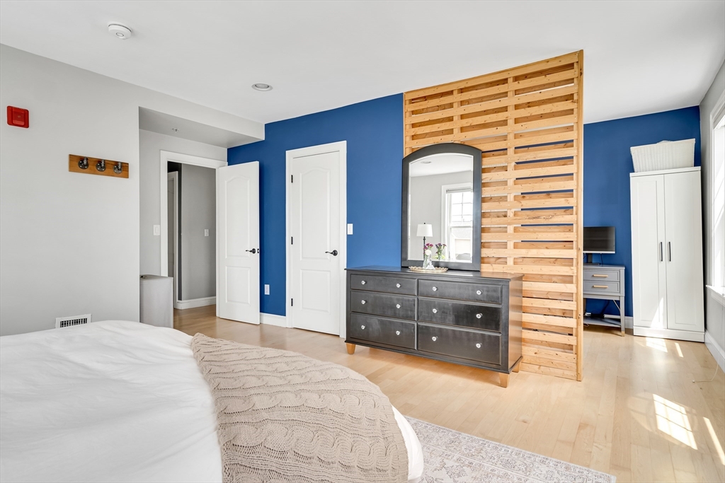 27 Parker Street, Unit 2 Boston, MA 02129 - Photo 12 of 27