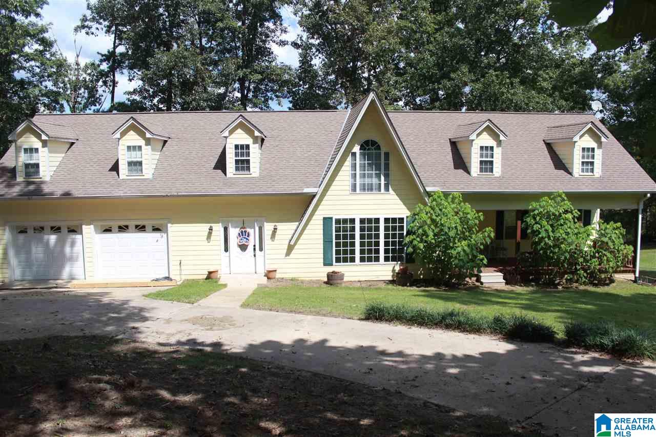 142 Gillespie Street Jasper, AL 35503 - Photo 1 of 17