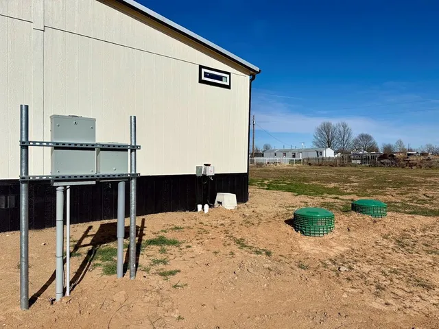 $289,900 | 215 Salt Grass Circle, Poolville, TX 76487