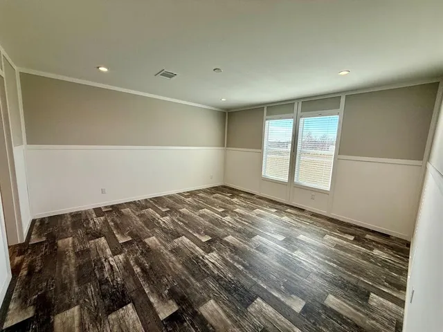 $289,900 | 215 Salt Grass Circle, Poolville, TX 76487