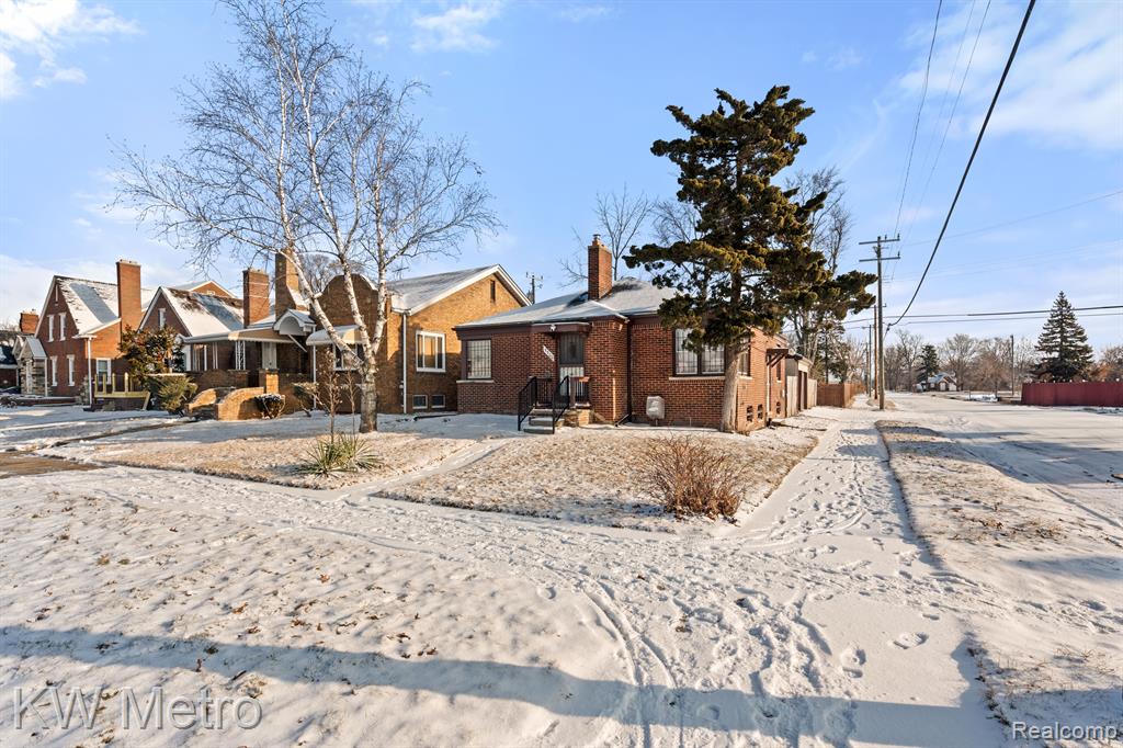 5500 Alter Road Detroit, MI 48224 - Photo 5 of 33