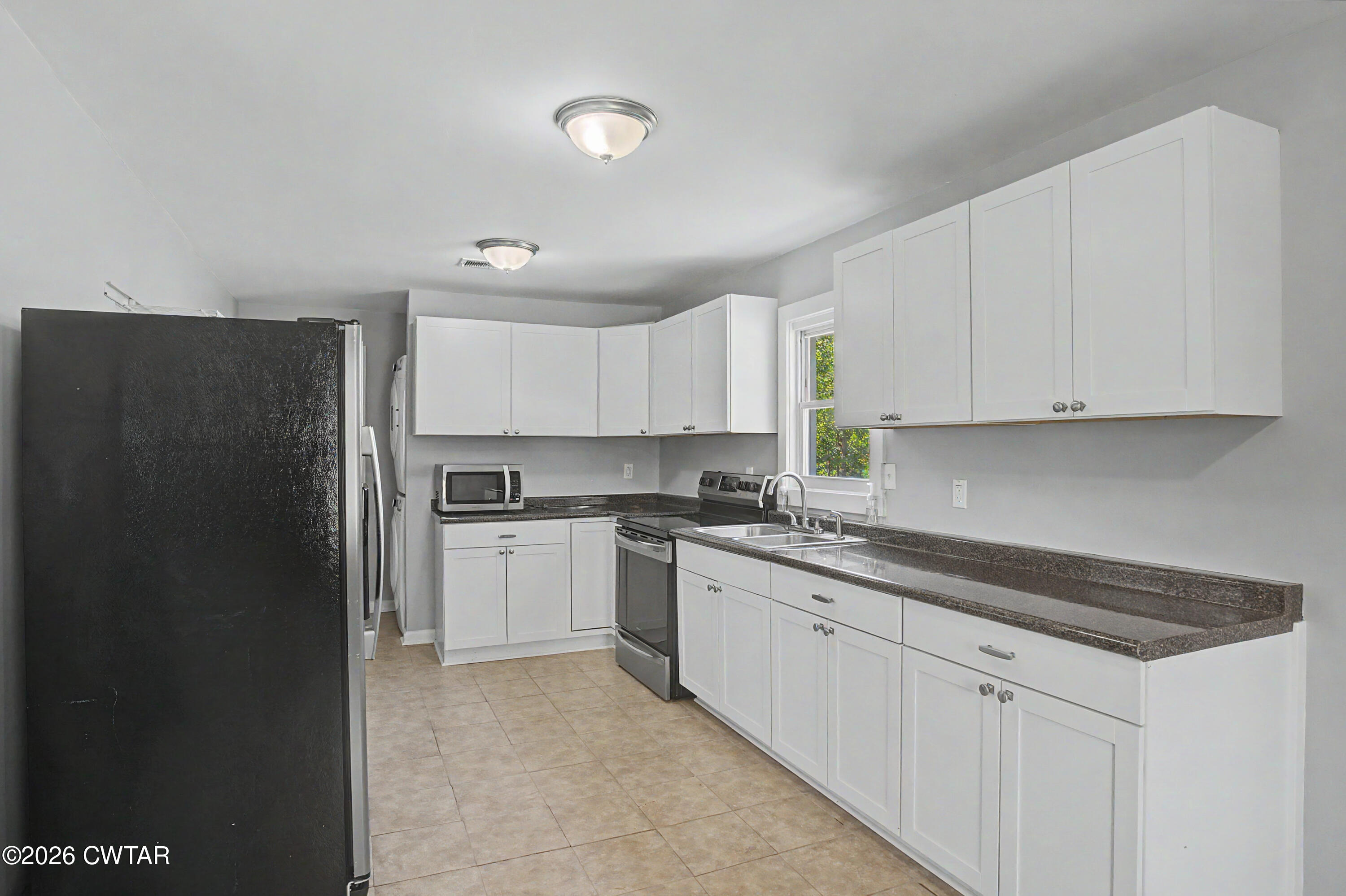 420 Presley Road Lexington, TN 38351 - Photo 9 of 18 Kitchen 1