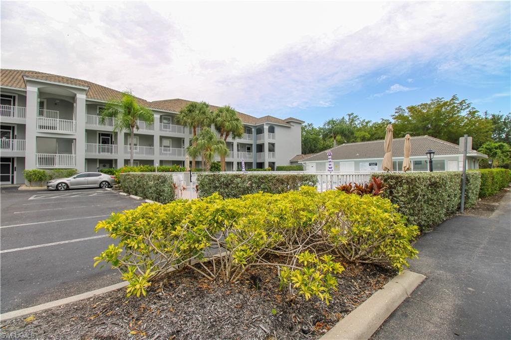 519 Roma Court, Unit 3208 Naples, FL 34110 - Photo 2 of 50