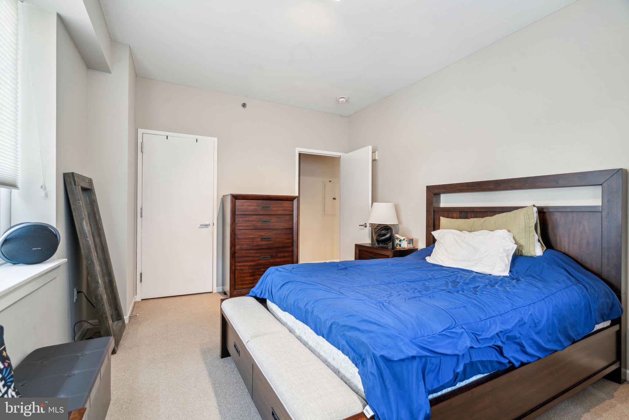 1425 Locust Street, Unit 5F Philadelphia, PA 19102 - Photo 14 of 40