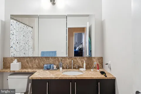 $259,900 | 1425 Locust Street, Unit 5F, Philadelphia, PA 19102