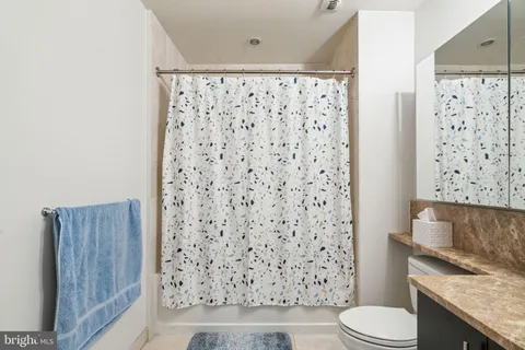 $259,900 | 1425 Locust Street, Unit 5F, Philadelphia, PA 19102