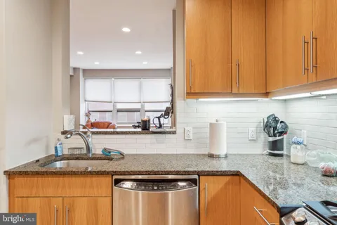 $259,900 | 1425 Locust Street, Unit 5F, Philadelphia, PA 19102