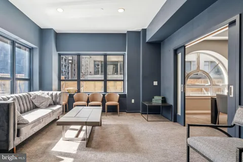 $259,900 | 1425 Locust Street, Unit 5F, Philadelphia, PA 19102