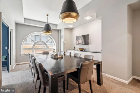 $259,900 | 1425 Locust Street, Unit 5F, Philadelphia, PA 19102