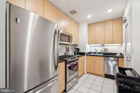 $259,900 | 1425 Locust Street, Unit 5F, Philadelphia, PA 19102