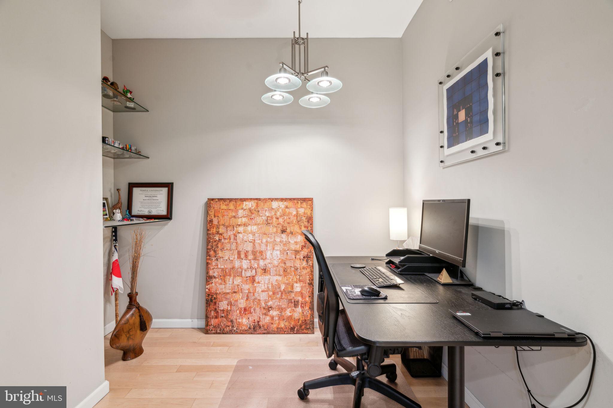 1425 Locust Street, Unit 5F Philadelphia, PA 19102 - Photo 4 of 40