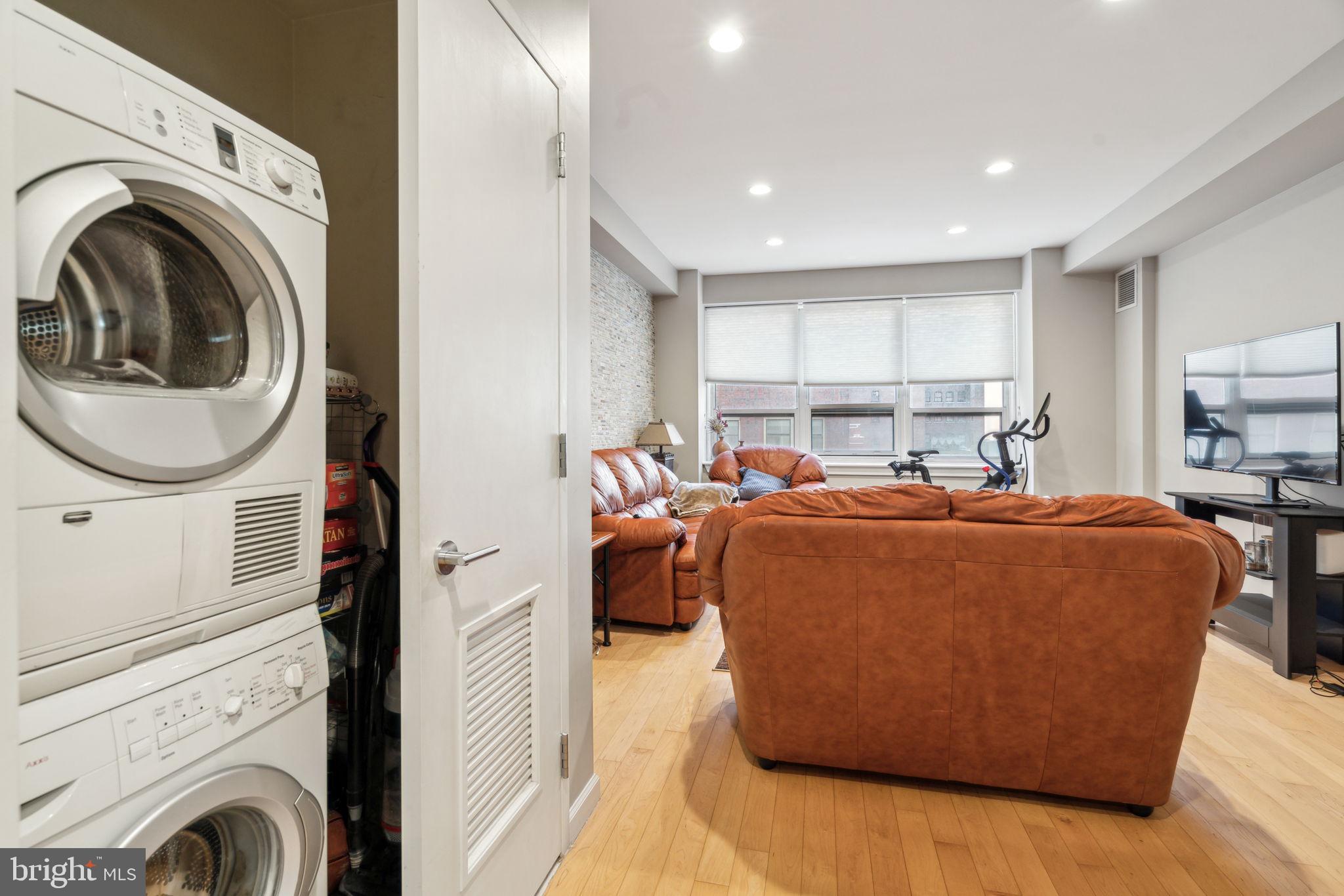 1425 Locust Street, Unit 5F Philadelphia, PA 19102 - Photo 10 of 40