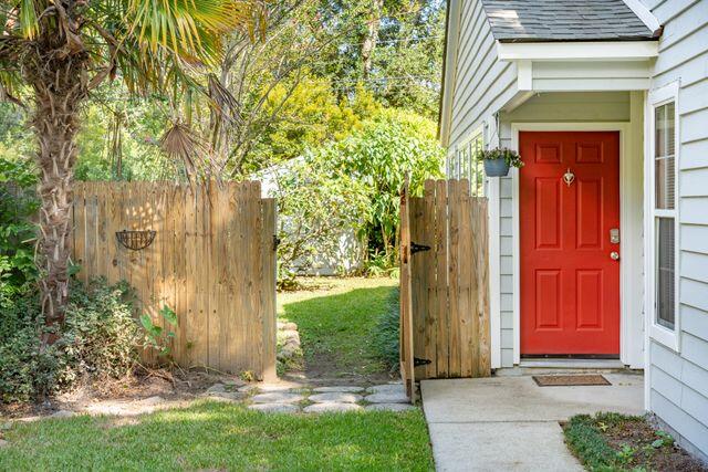 1106 Secessionville Road Charleston, SC 29412 - Photo 3 of 32 IMG_0507