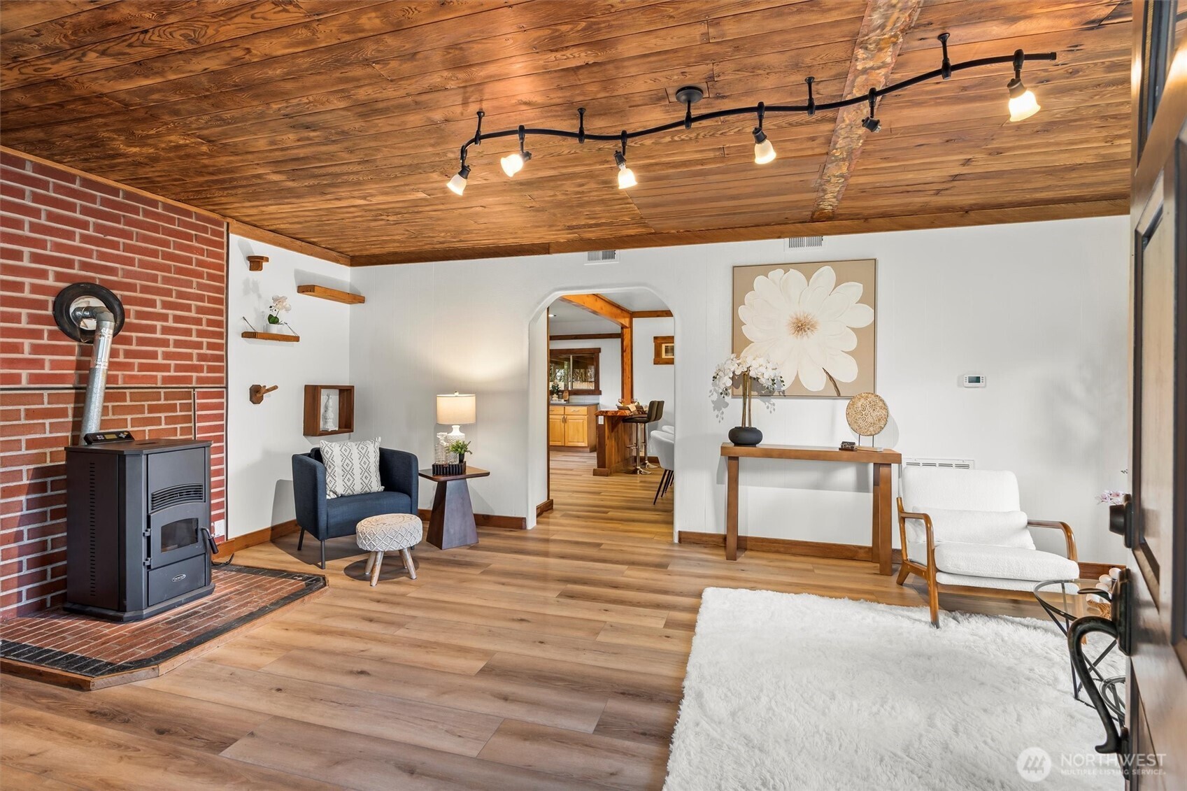 5708 Carnation-Duvall Road Northeast Carnation, WA 98014 - Photo 7 of 38