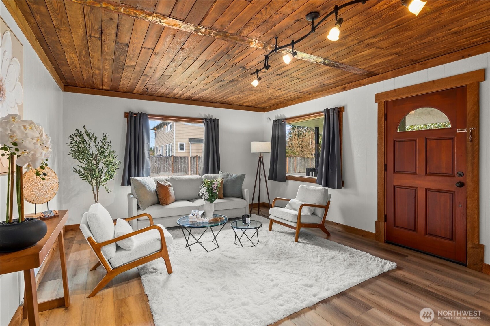 5708 Carnation-Duvall Road Northeast Carnation, WA 98014 - Photo 10 of 38