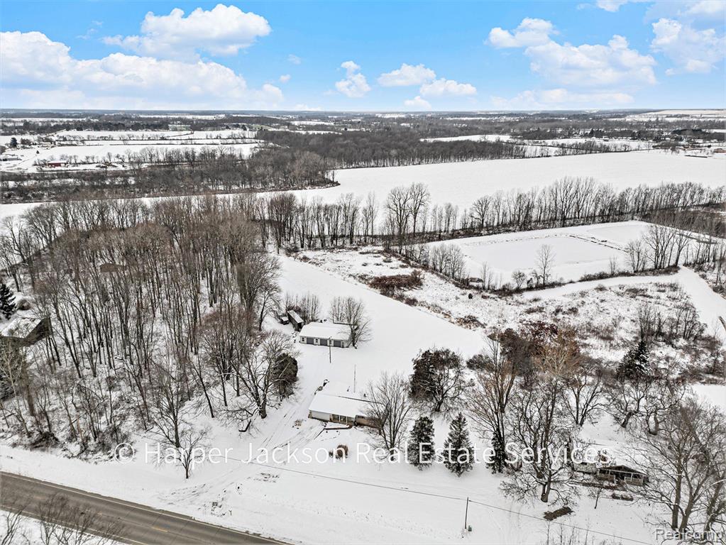 11637 Lansing Road Durand, MI 48429 - Photo 37 of 43 Gallery Image 37