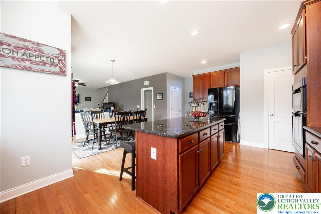 7266 Cedar Road Lower Macungie Township, PA 18062 - Photo 11 of 48