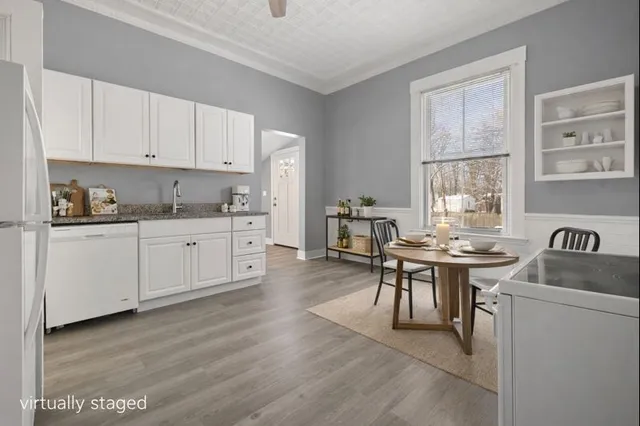 $1,700 | 275 Market Street, Unit B, Rockland, MA 02370