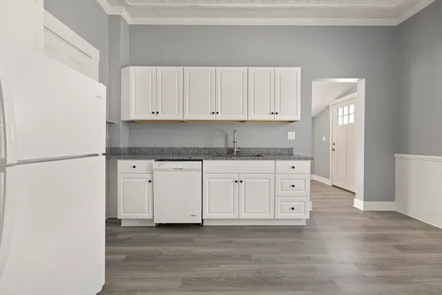 $1,700 | 275 Market Street, Unit B, Rockland, MA 02370