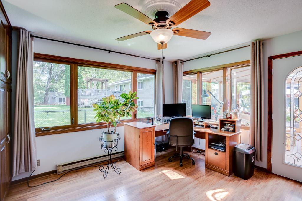 9517 Brunswick Circle Bloomington, MN 55438 - Photo 12 of 33