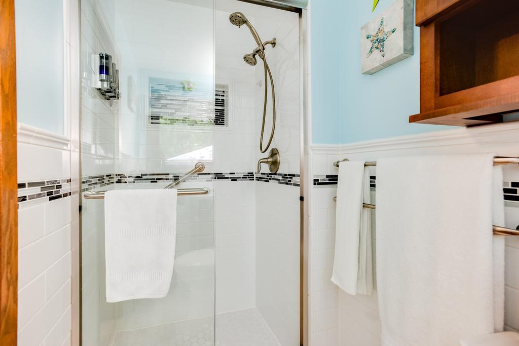 9517 Brunswick Circle Bloomington, MN 55438 - Photo 18 of 33