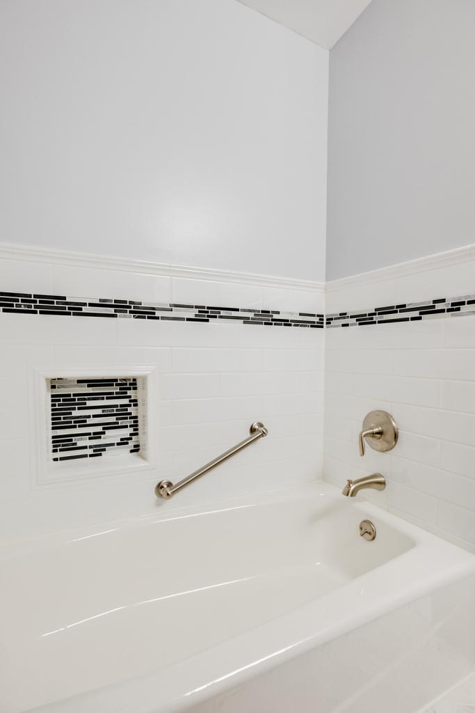 9517 Brunswick Circle Bloomington, MN 55438 - Photo 22 of 33