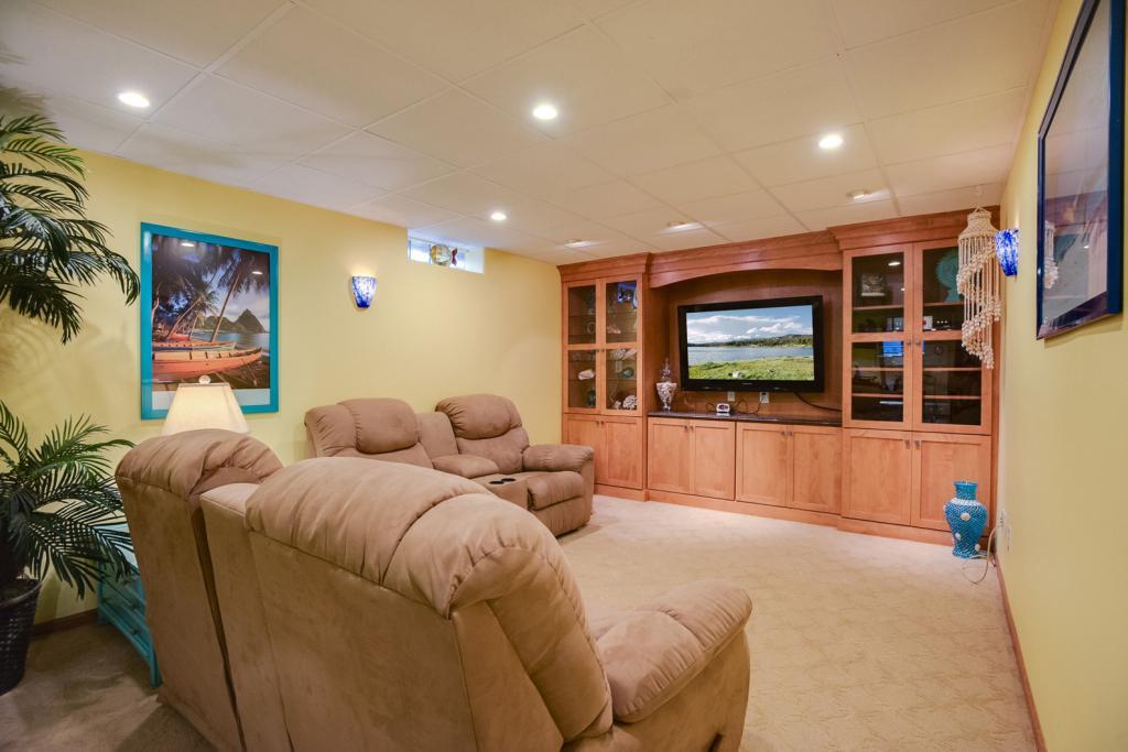 9517 Brunswick Circle Bloomington, MN 55438 - Photo 23 of 33