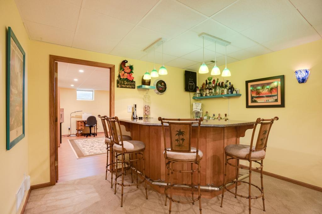 9517 Brunswick Circle Bloomington, MN 55438 - Photo 24 of 33