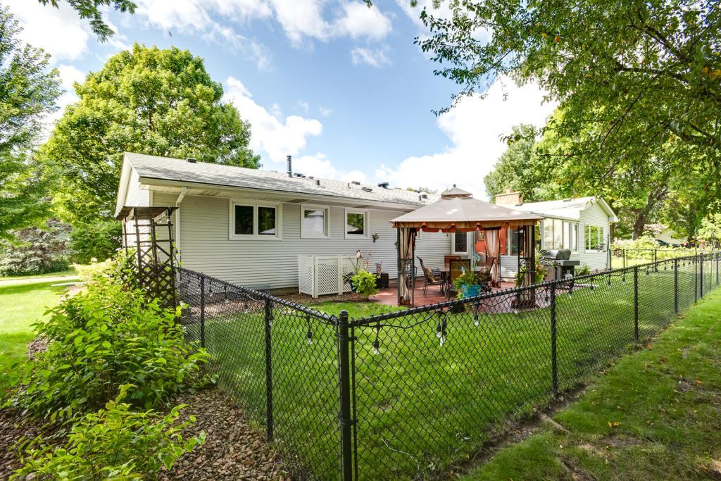 9517 Brunswick Circle Bloomington, MN 55438 - Photo 28 of 33