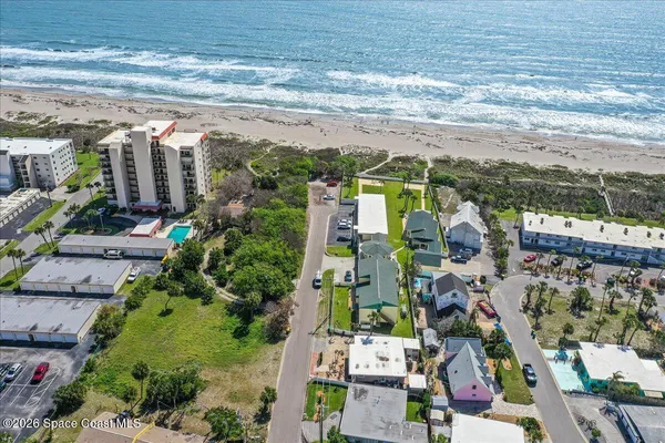 $699,900 | Undisclosed Address, Cocoa Beach, FL 32931