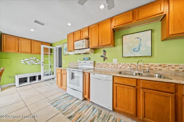$699,900 | Undisclosed Address, Cocoa Beach, FL 32931