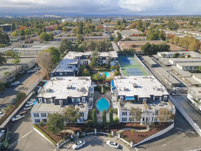 $749,999 | 1945 Mt Vernon Court, Unit 14, Mountain View, CA 94040