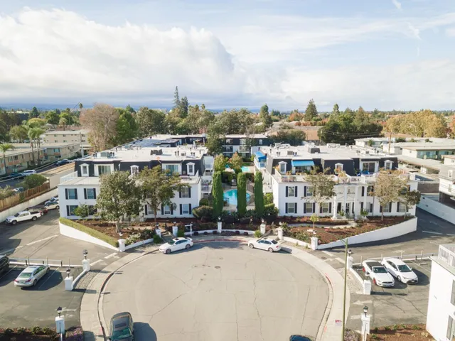 $749,999 | 1945 Mt Vernon Court, Unit 14, Mountain View, CA 94040