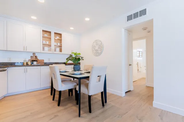 $749,999 | 1945 Mt Vernon Court, Unit 14, Mountain View, CA 94040