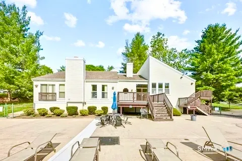 $289,900 | 58 Blackhaw Drive, Unit 58, Cromwell, CT 06416