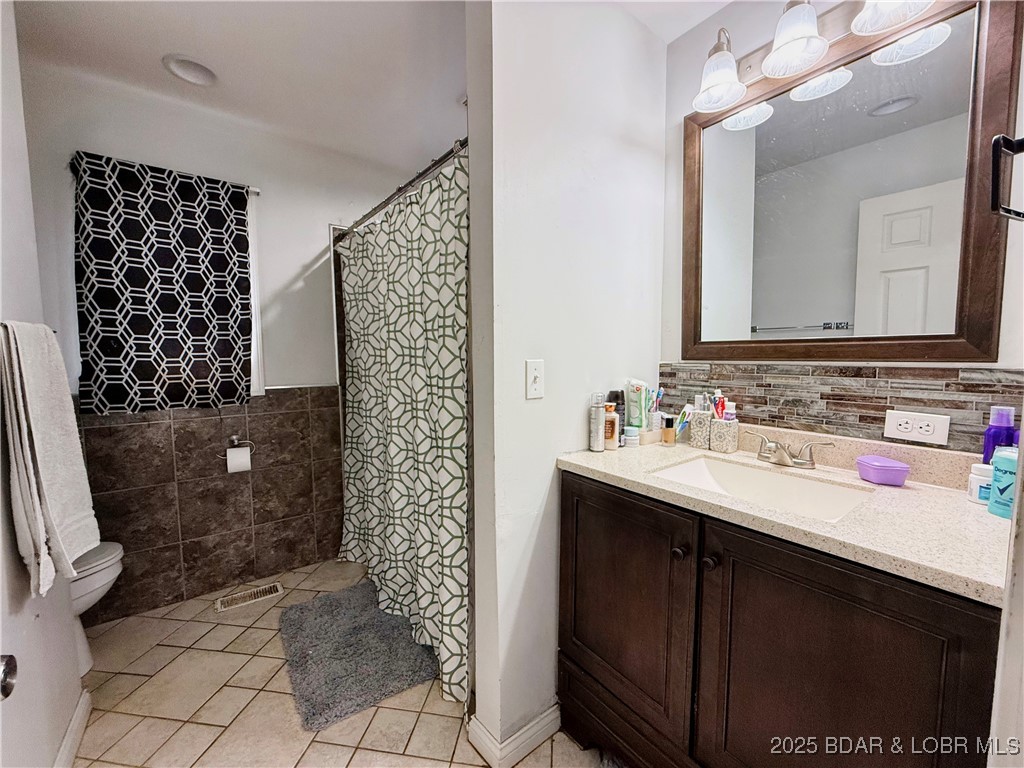 50 Cave Drive Eldon, MO 65026 - Photo 15 of 34