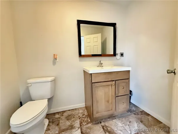 $365,000 | 50 Cave Drive, Eldon, MO 65026