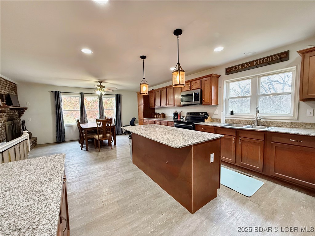 50 Cave Drive Eldon, MO 65026 - Photo 2 of 34